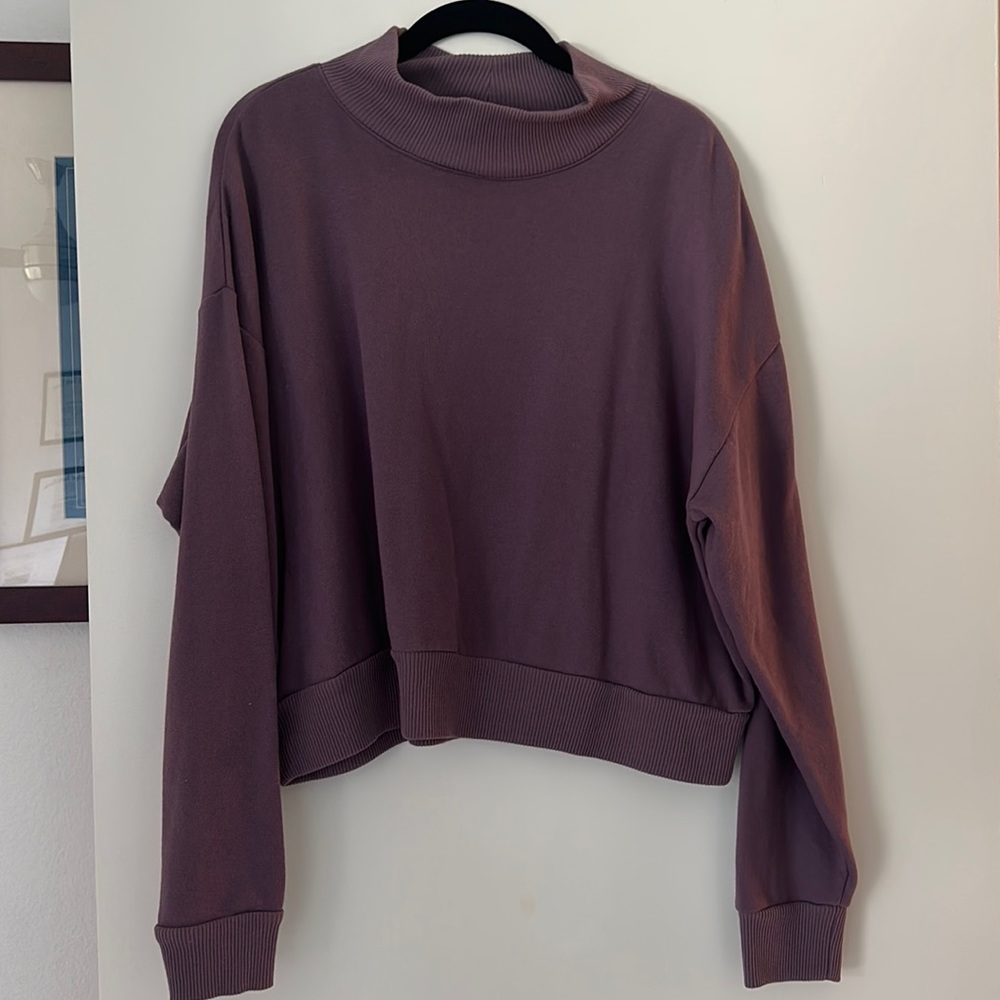 WILD FABLE / Cropped Turtleneck Sweatshirt Size XXL